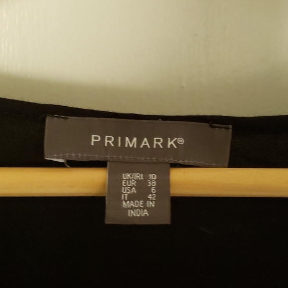 Boxy top with floral embroidery - Picture 3 of 8